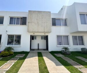 Casa Modelo Encino